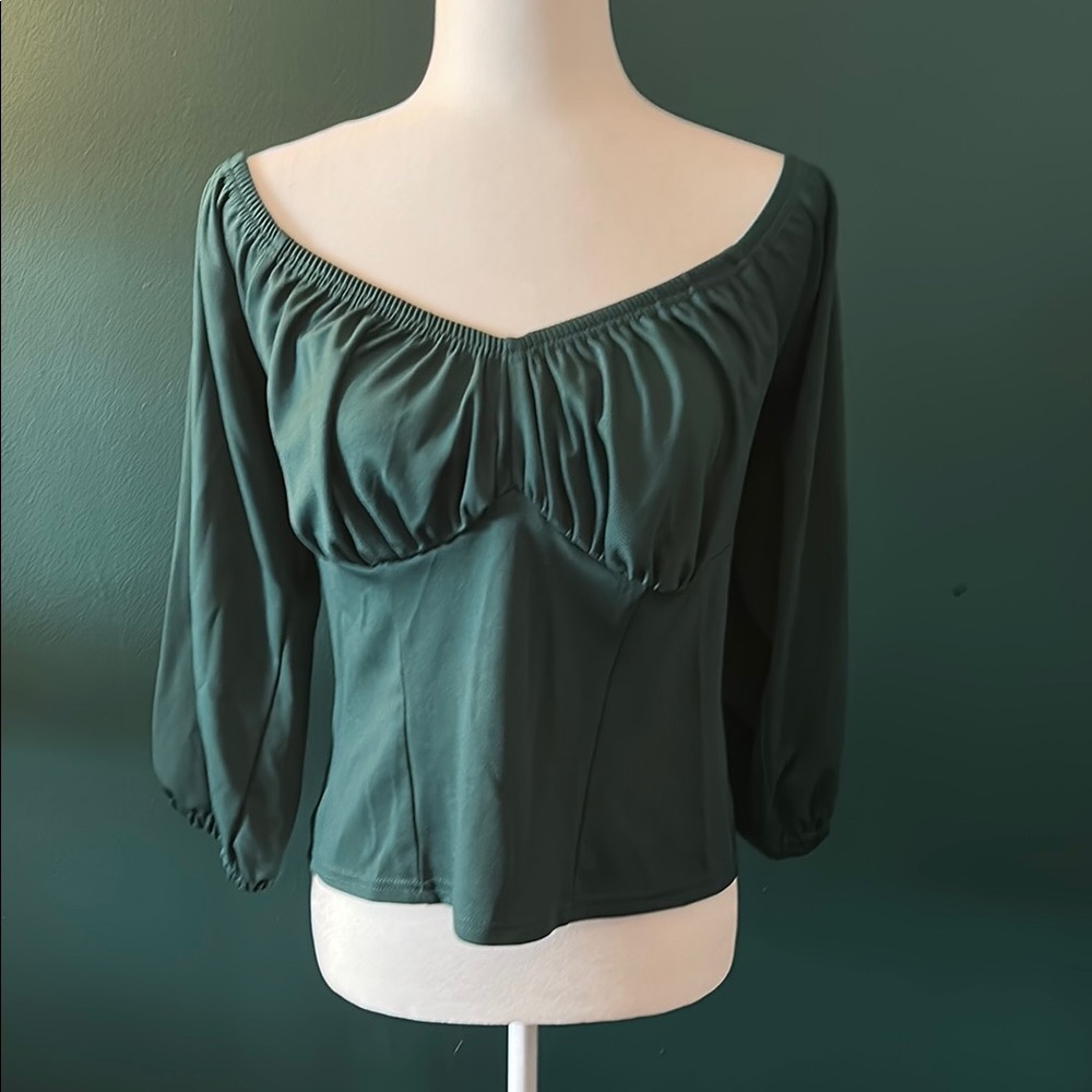 Unique Vintage Bishop Sleeve Peasant Top
